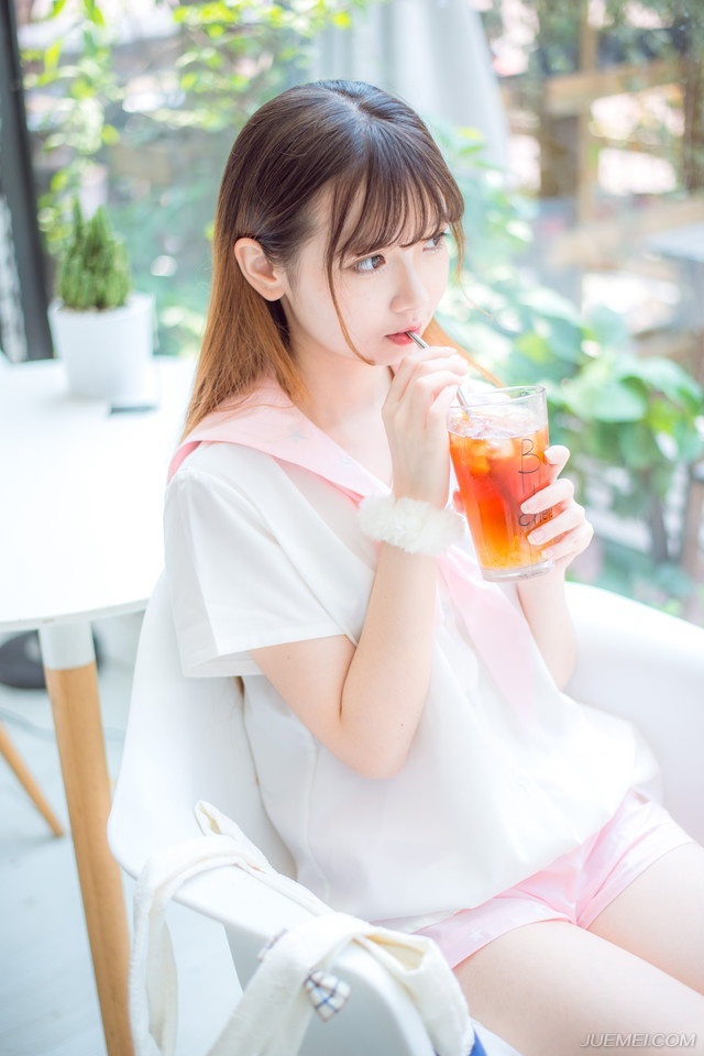 我很容易原谅人，但是我很记仇:原谅不代表我忘记。